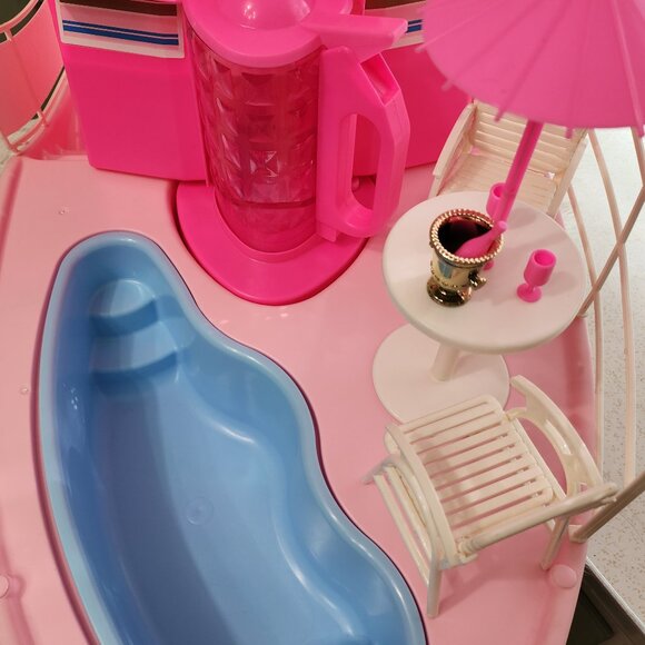 Barbie Dream Boat With Blender & Cups 1994 - Picture 4 of 15